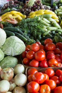 Grad Farm to Table Image of produce